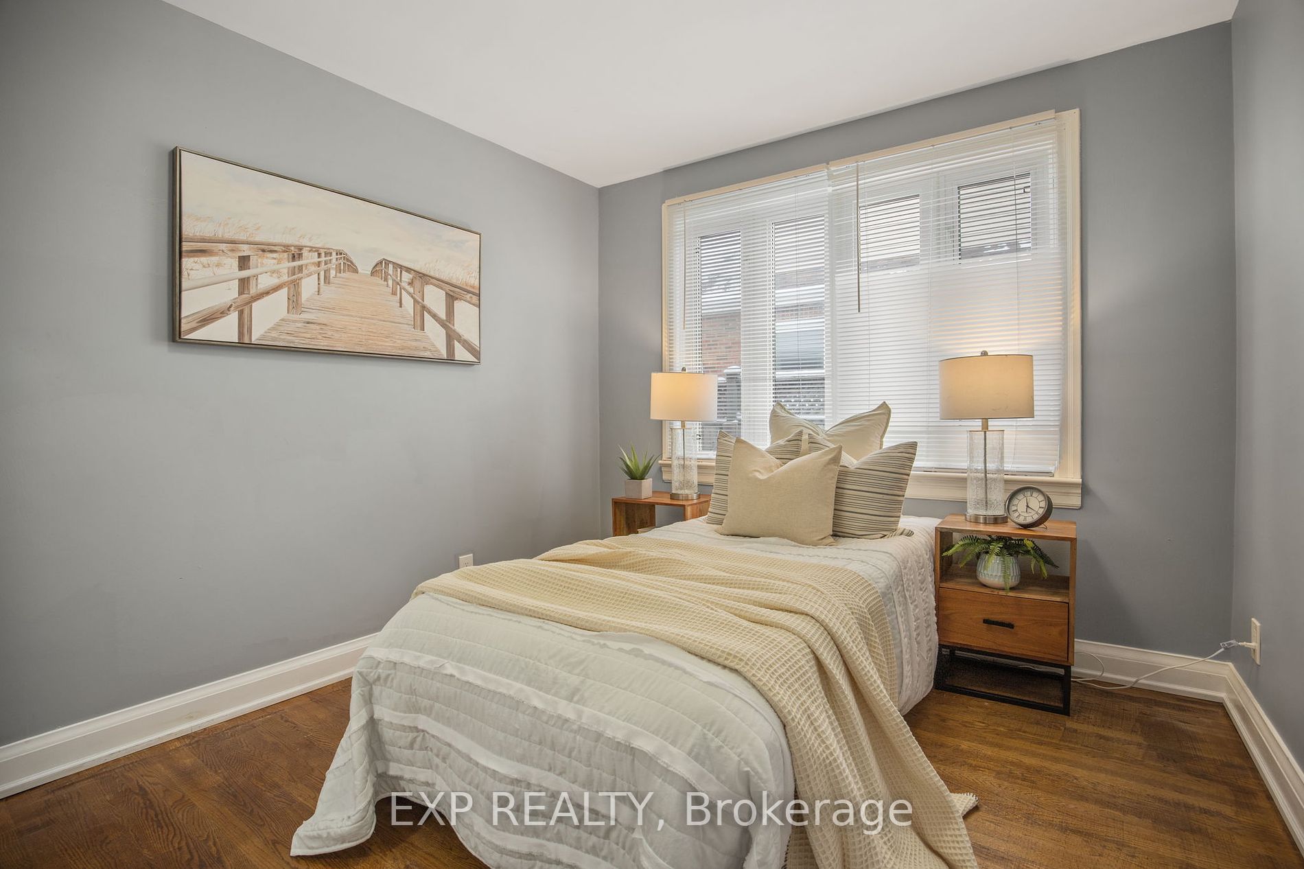 159 Cadillac Avenue S