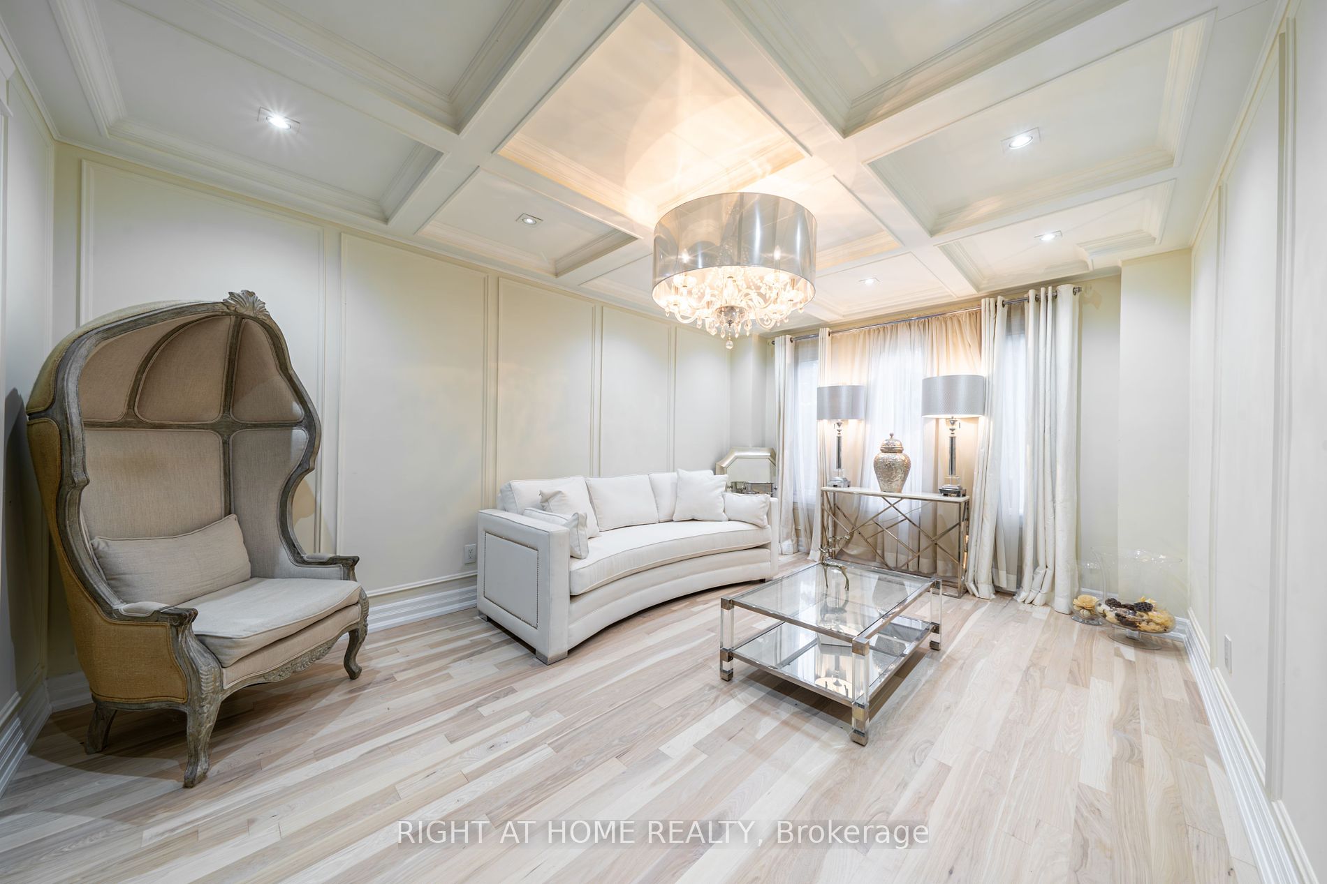 79 Kearney Dr