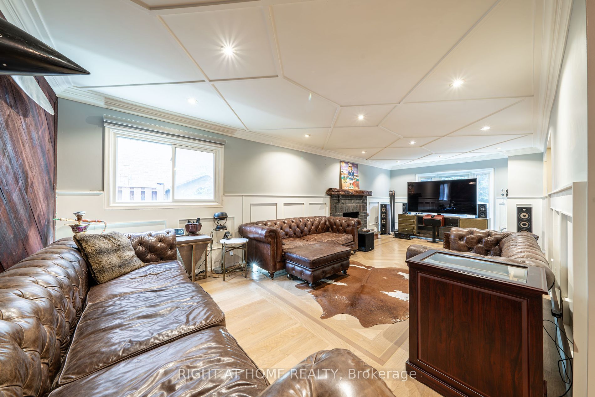 79 Kearney Dr