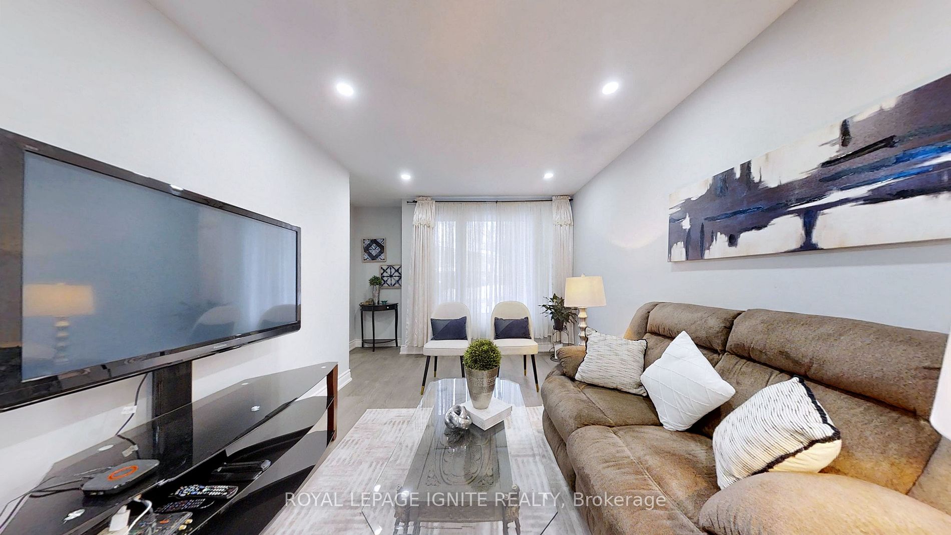 1021 Midland Ave, #9