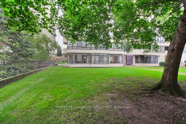 225 Bamburgh Circ, #103