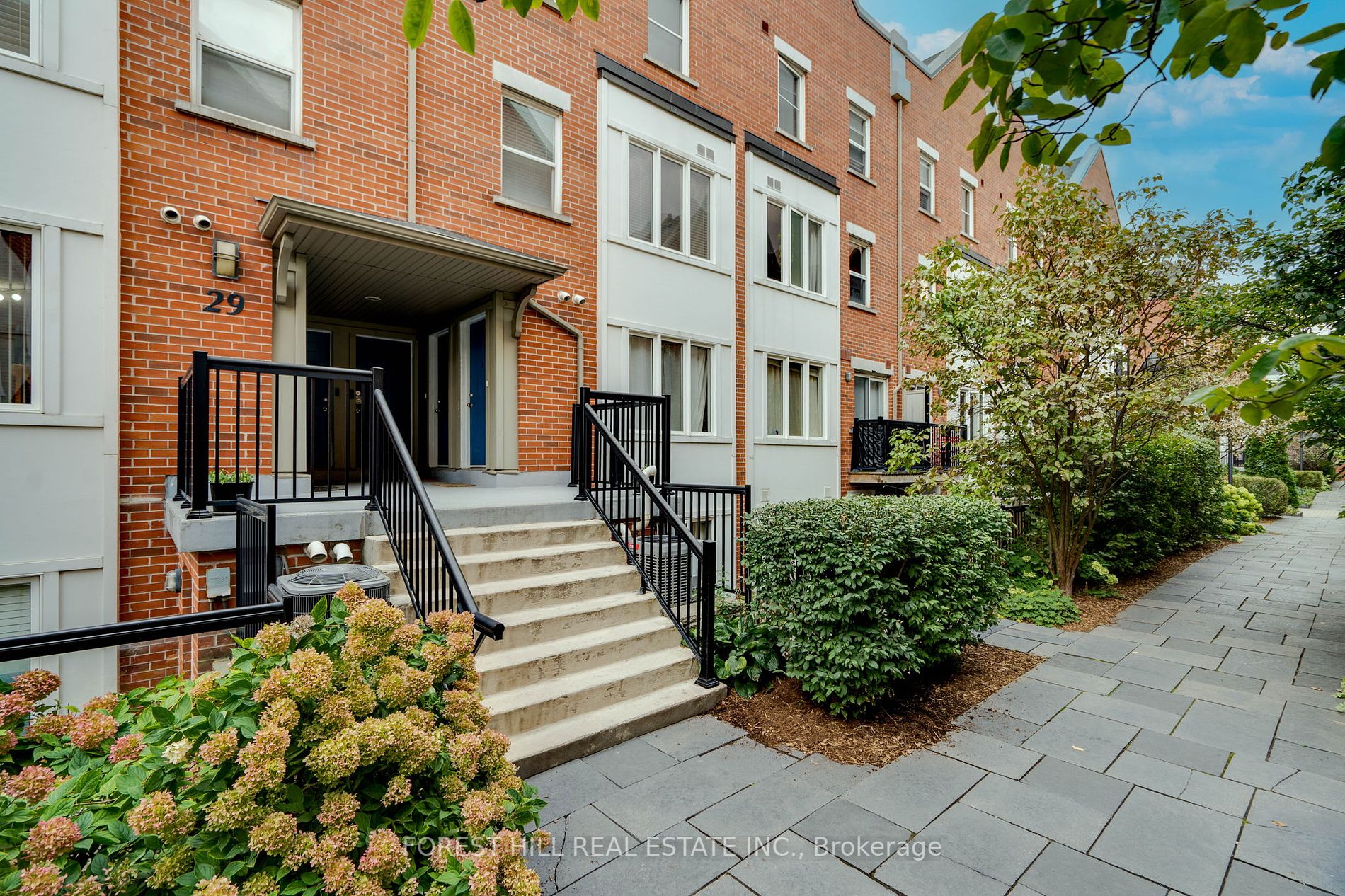 29 Frances Loring Lane, #3