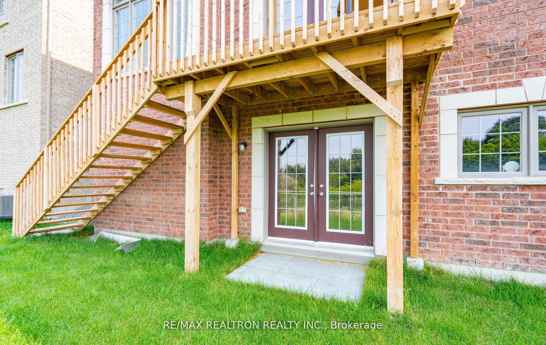 2496 Orchestrate Dr