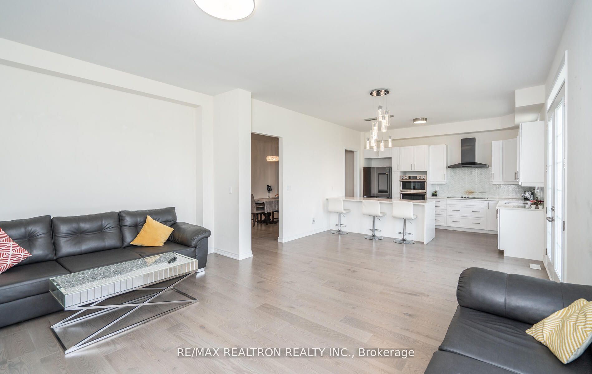 2496 Orchestrate Dr