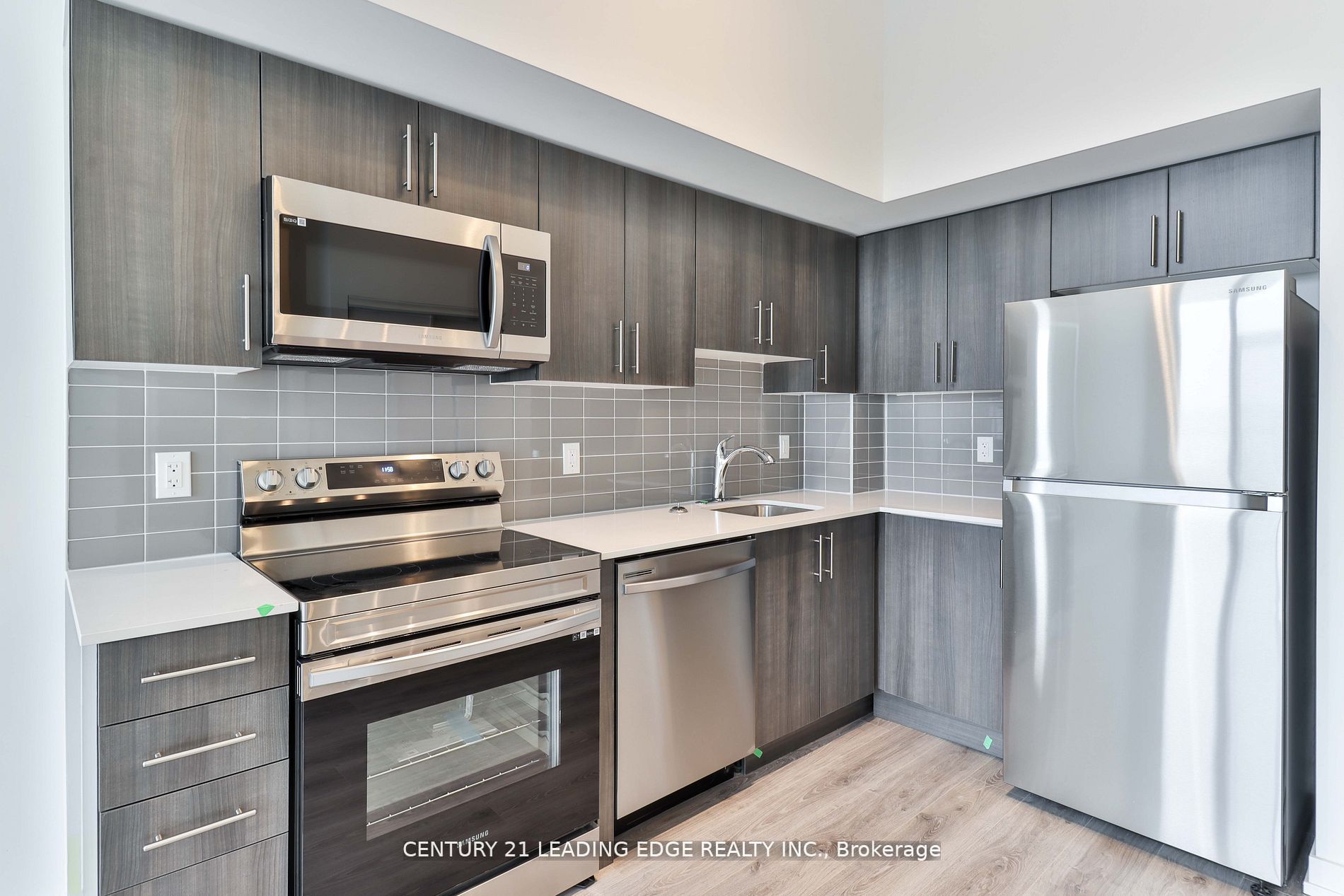 1480 Bayly St, #710