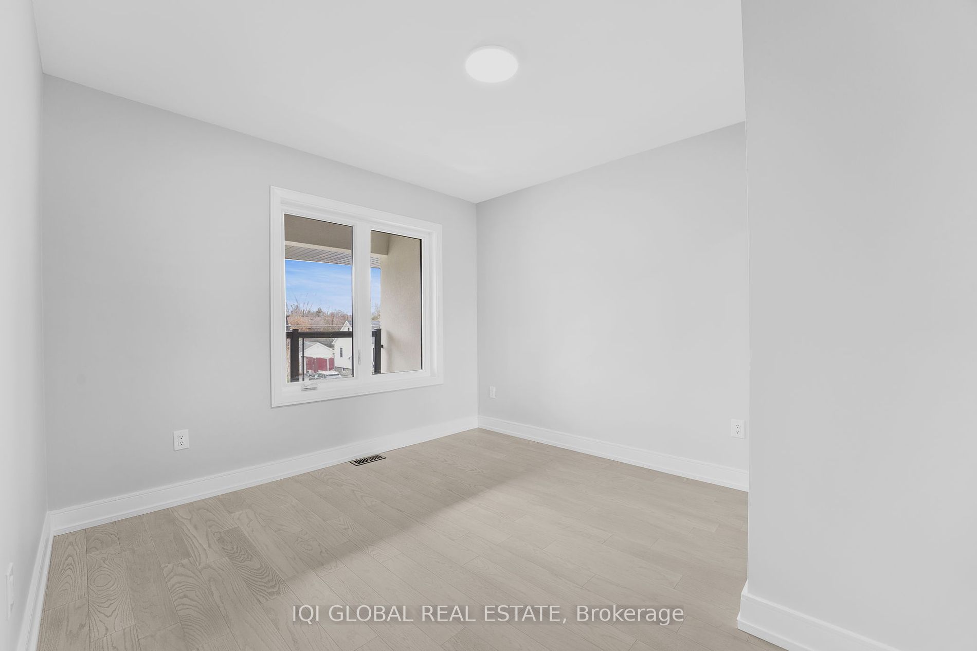 310 Anderson Ave