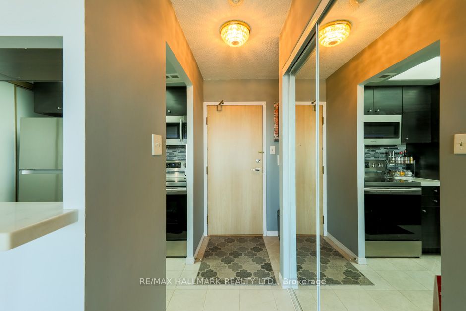 5 Greystone Walk Dr, #801