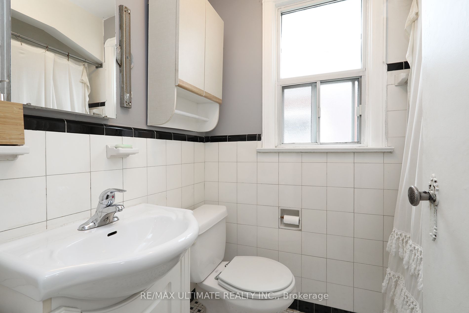 354 Woodmount Avenue