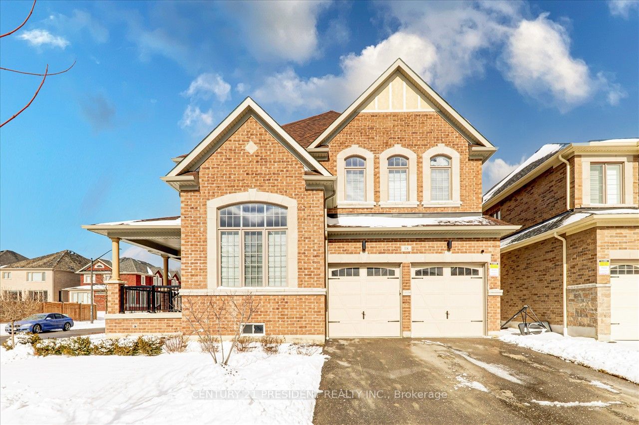 18 Blenheim Circle