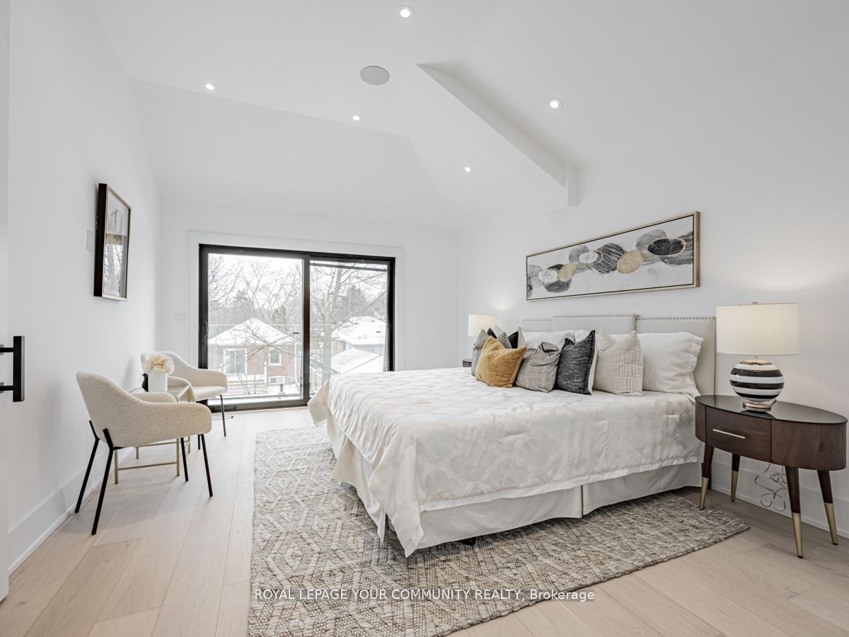 6 Doris Dr