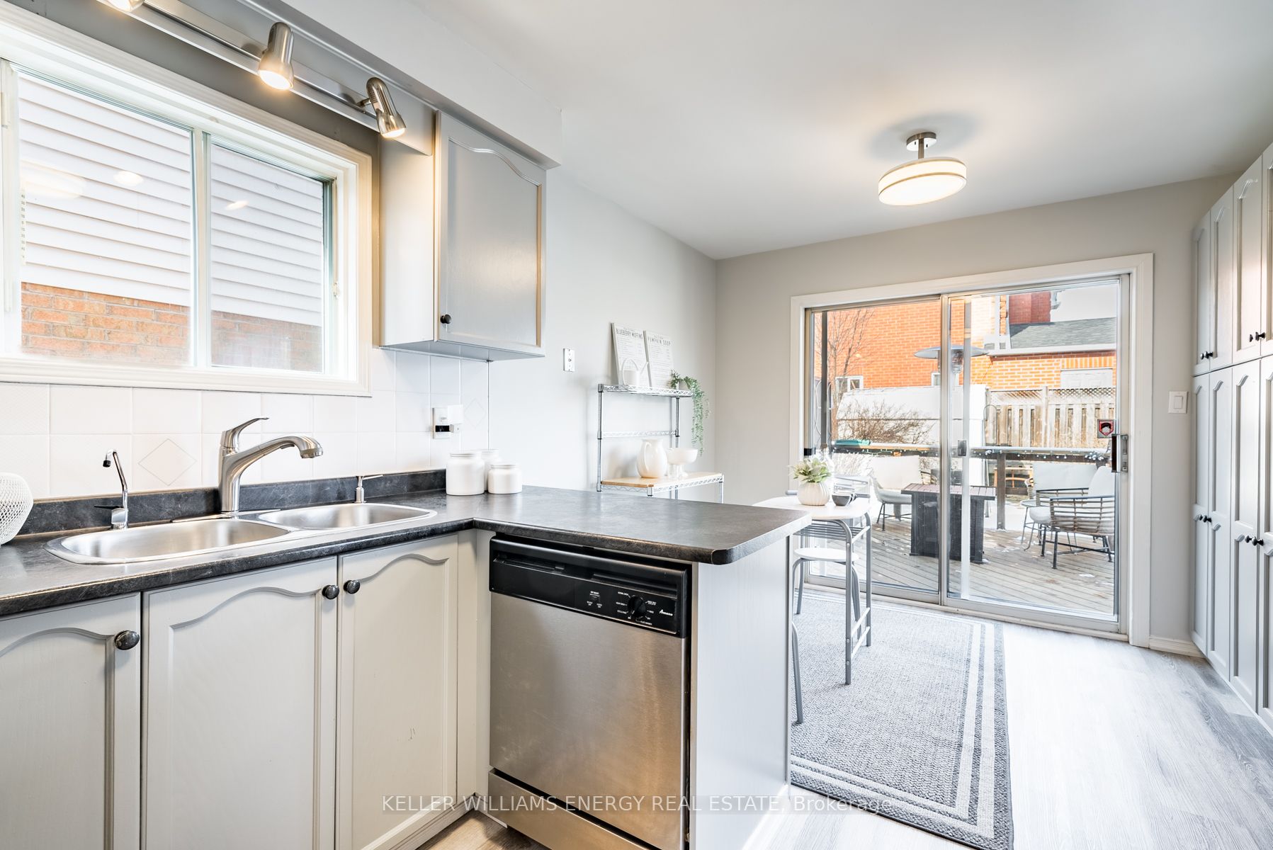 75 Hartrick Pl