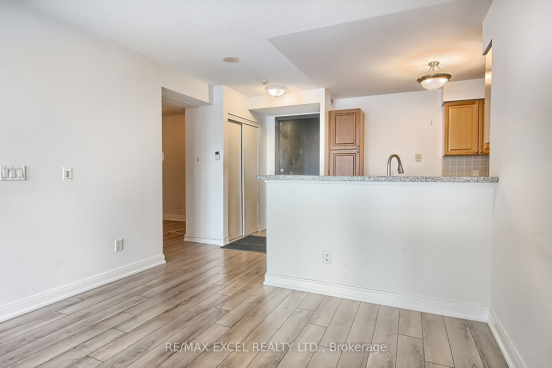 238 Bonis Ave, #2219