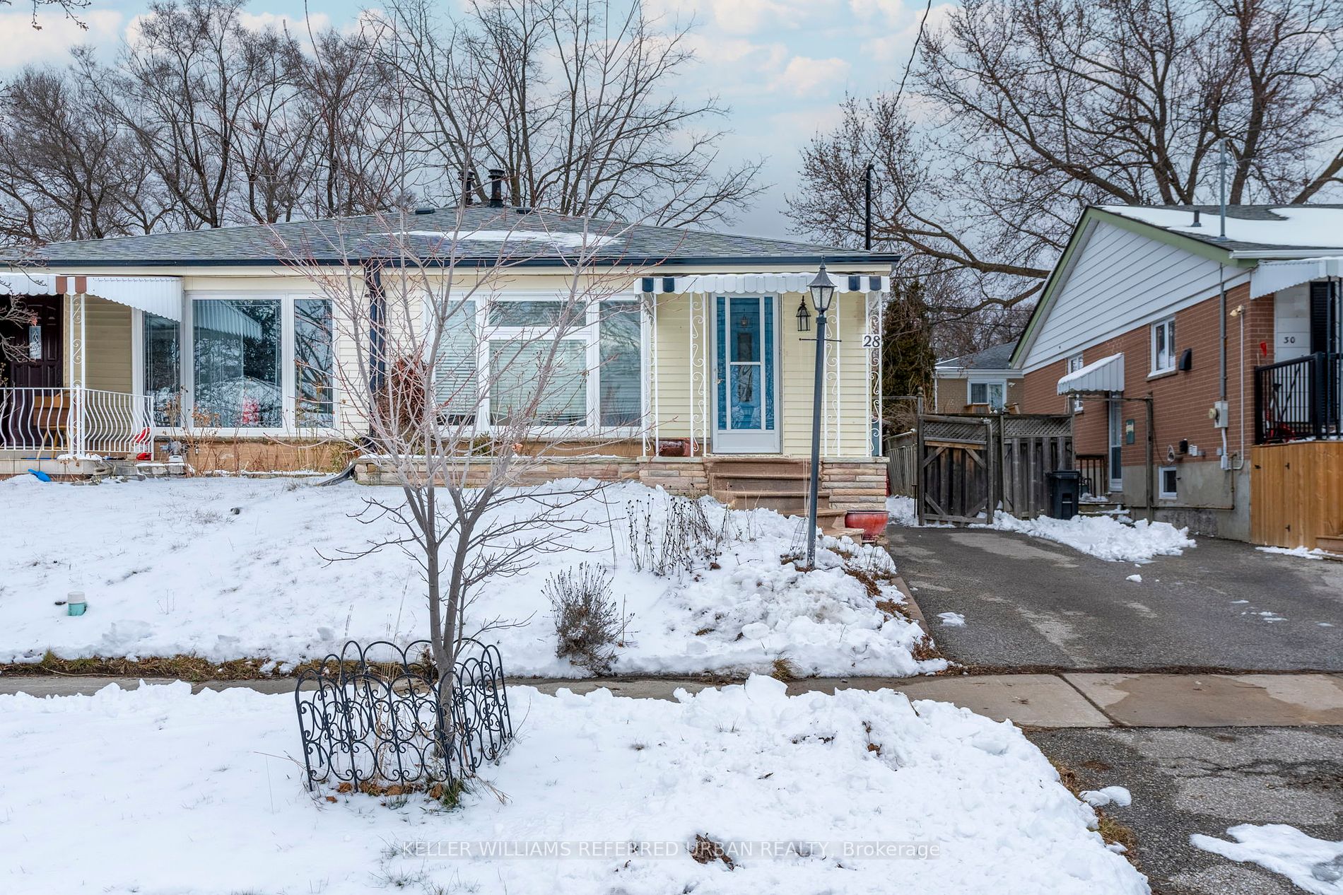 28 Trinnell Blvd