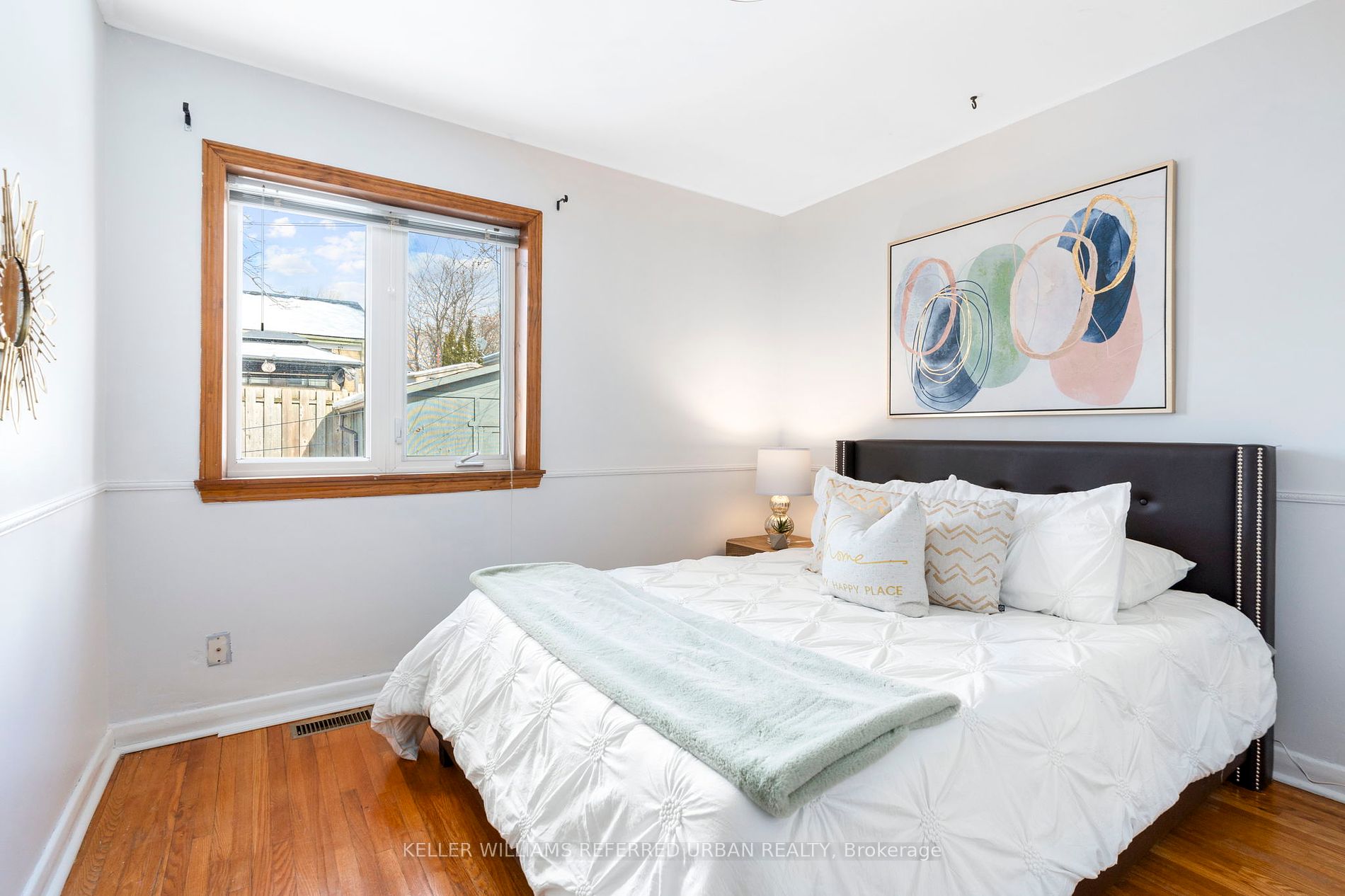 28 Trinnell Blvd