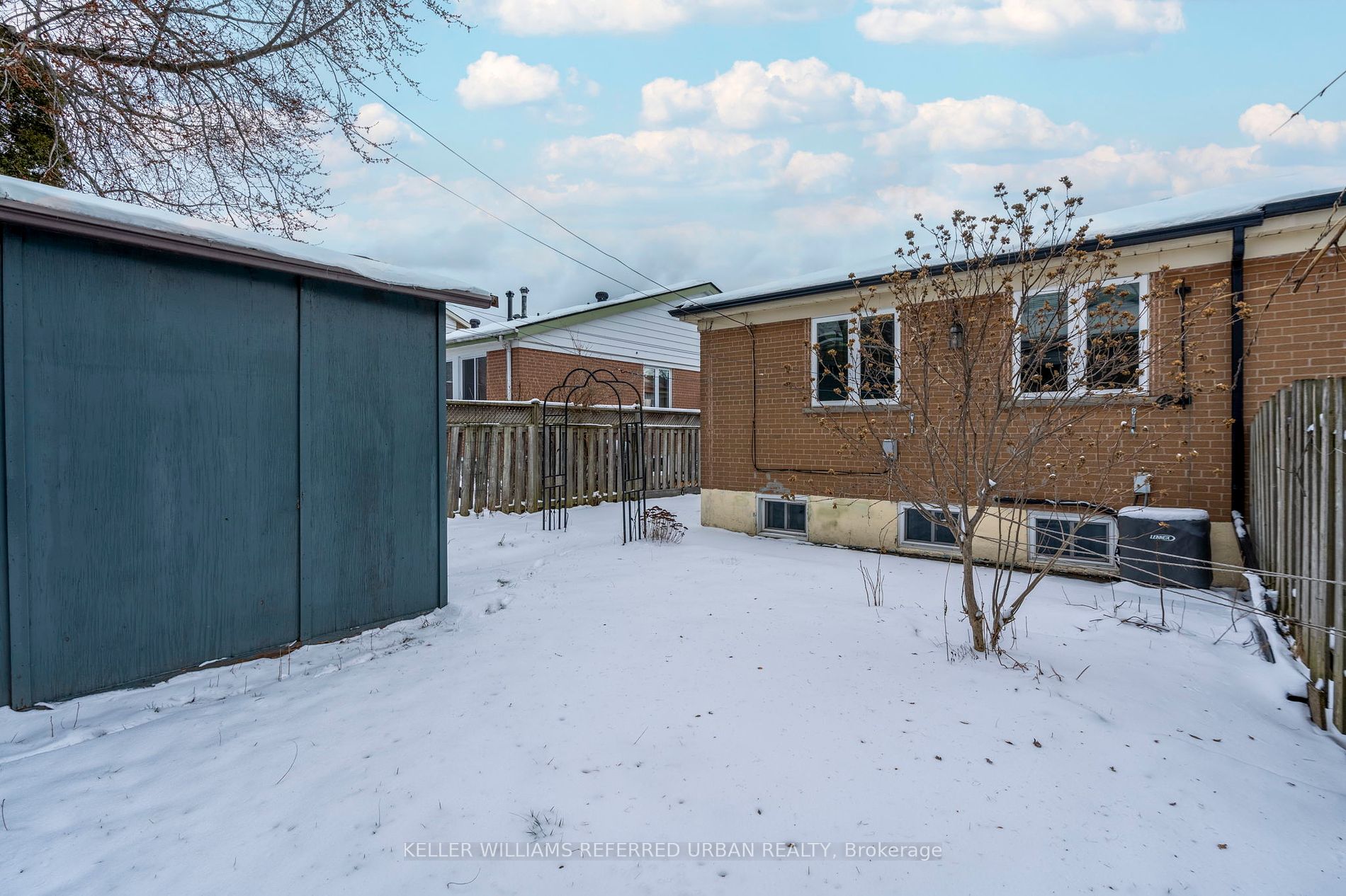 28 Trinnell Blvd