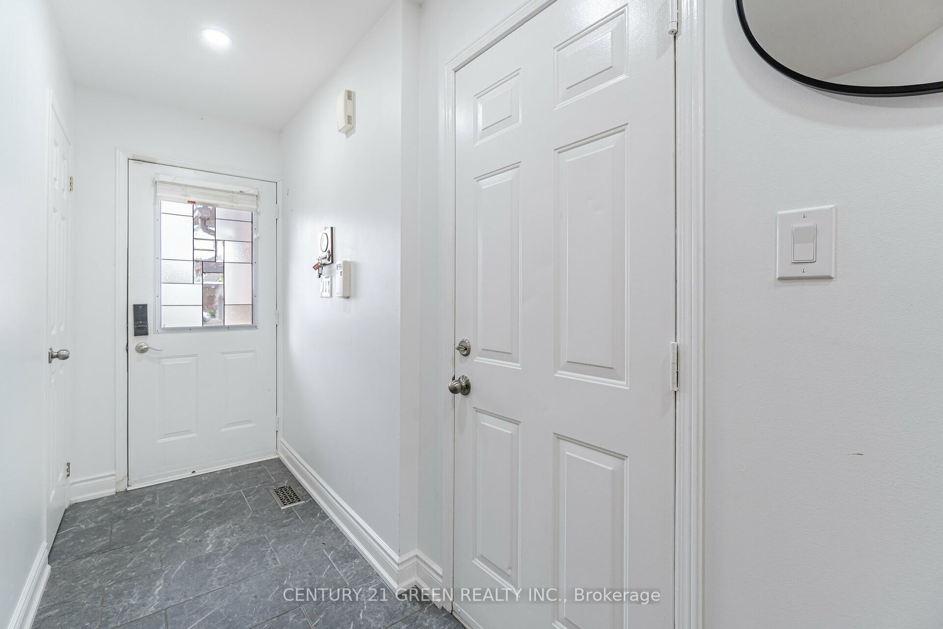 1610 Autumn Cres