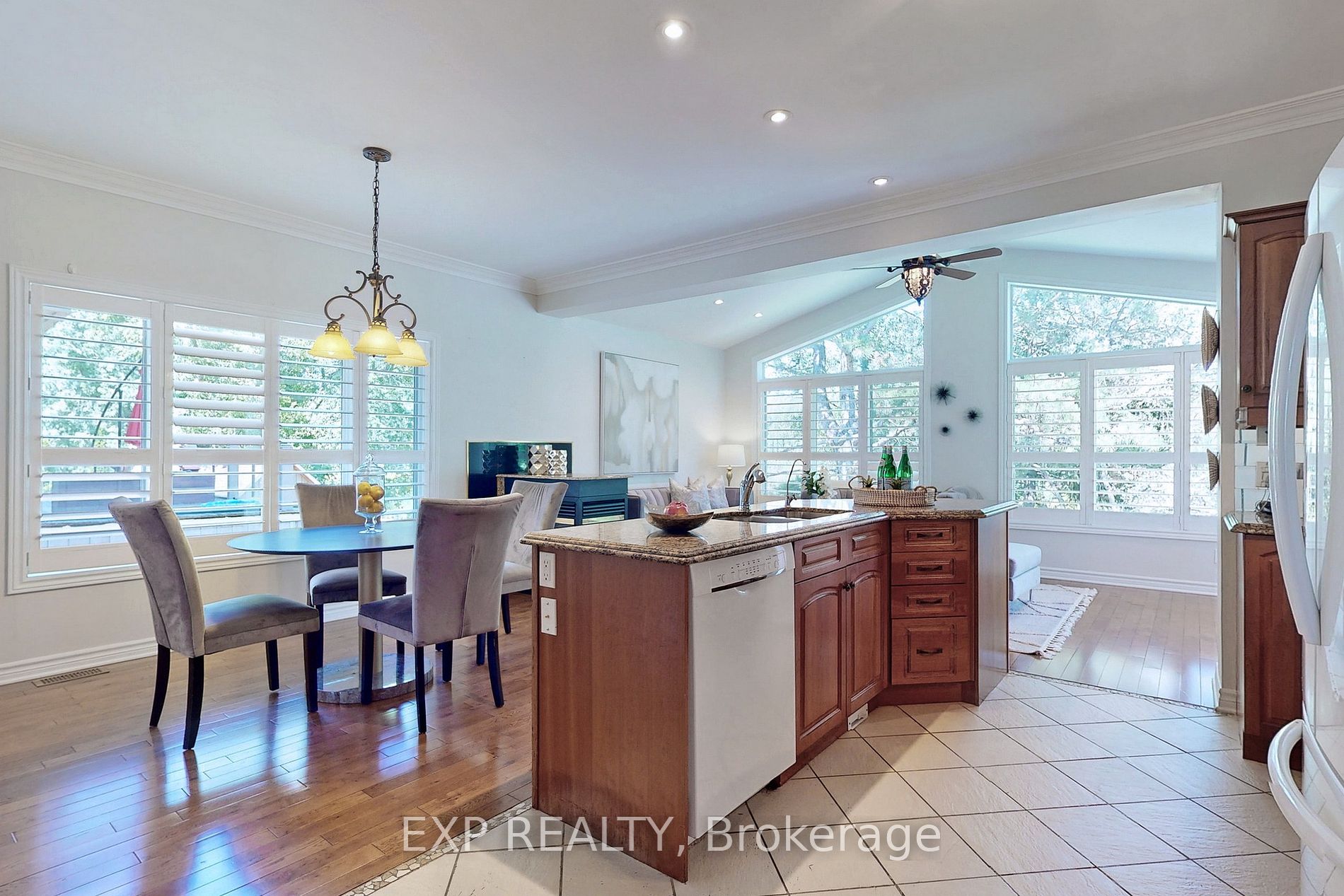 557 Pine Ridge Rd