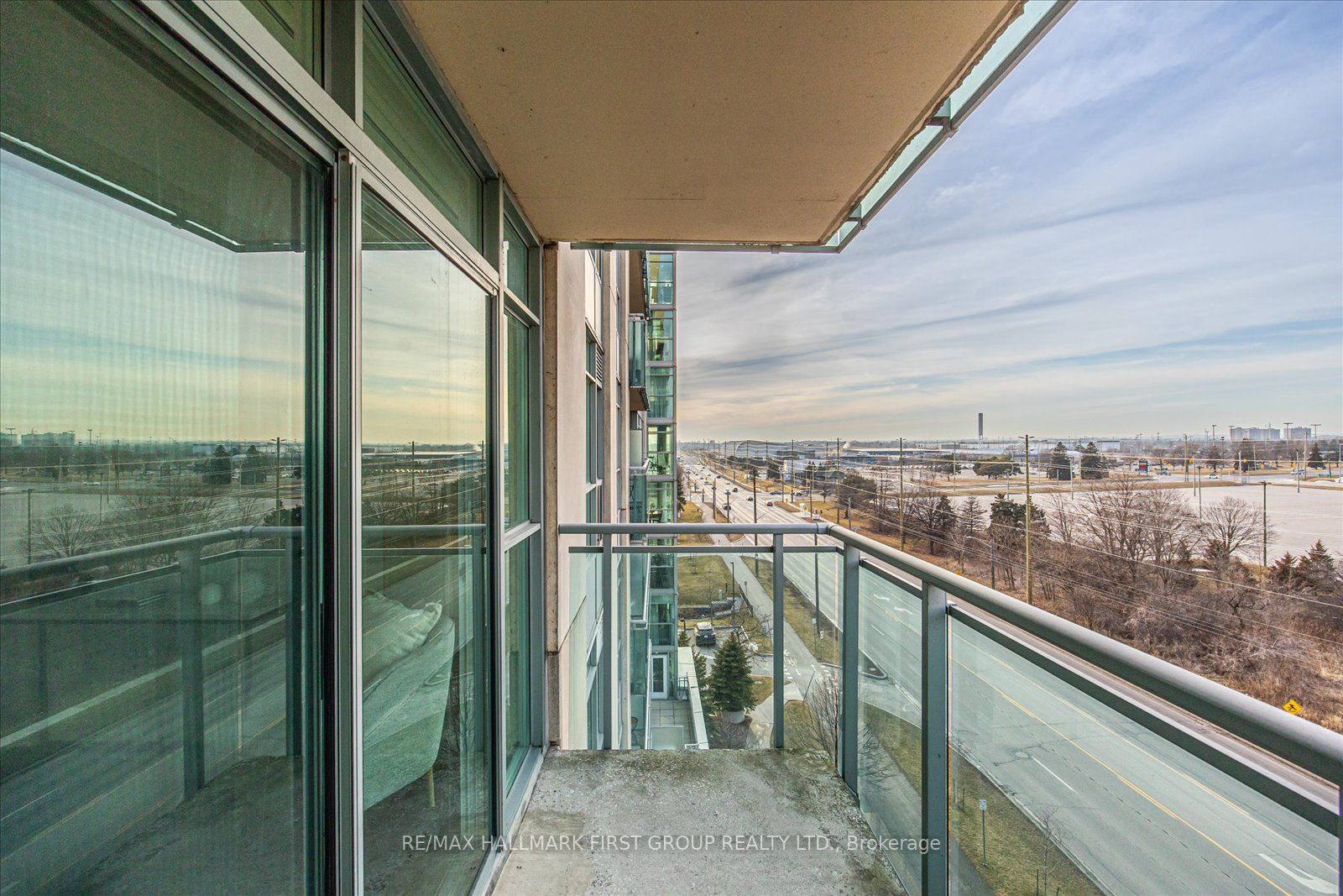 1600 Charles St, #707