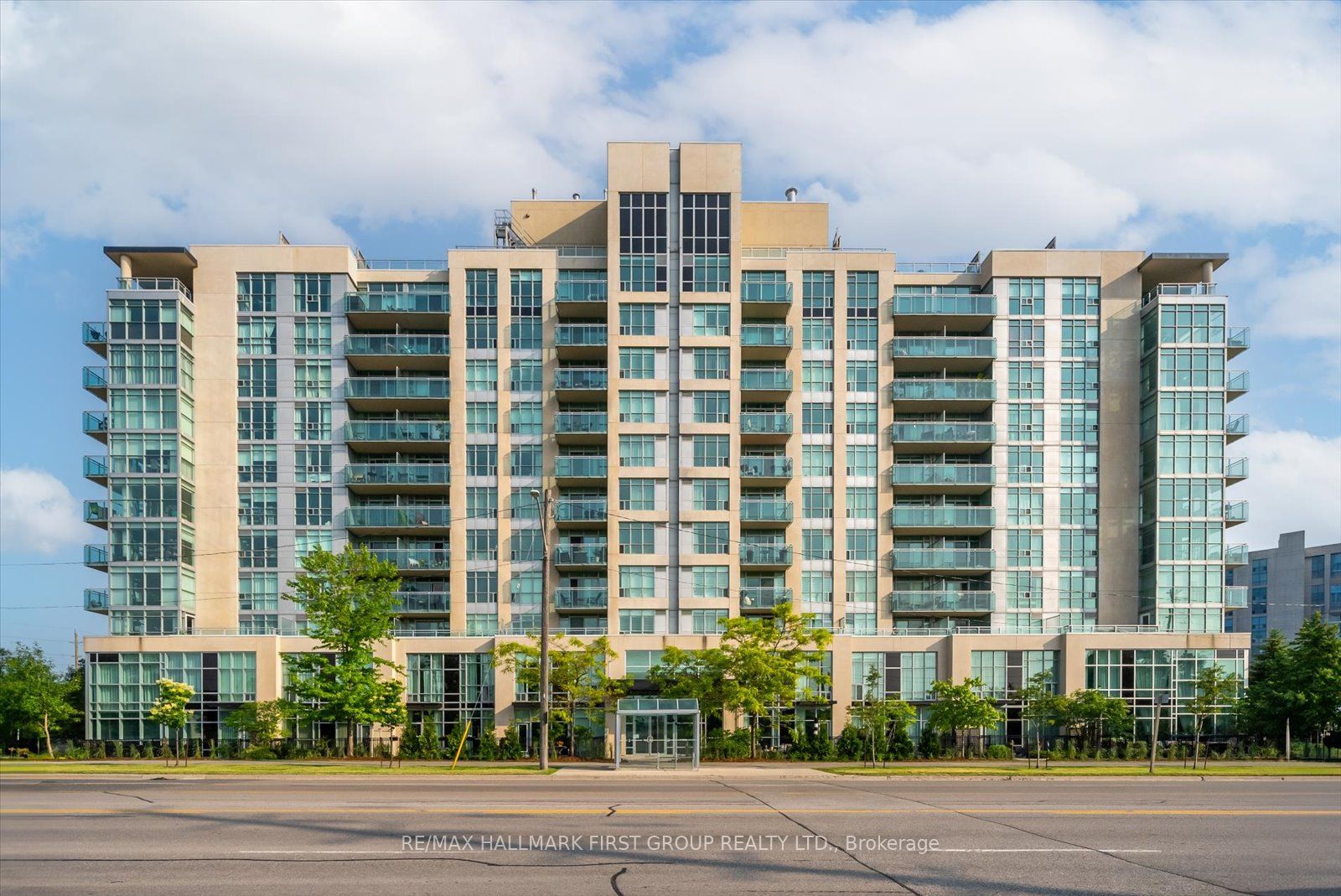 1600 Charles St, #707