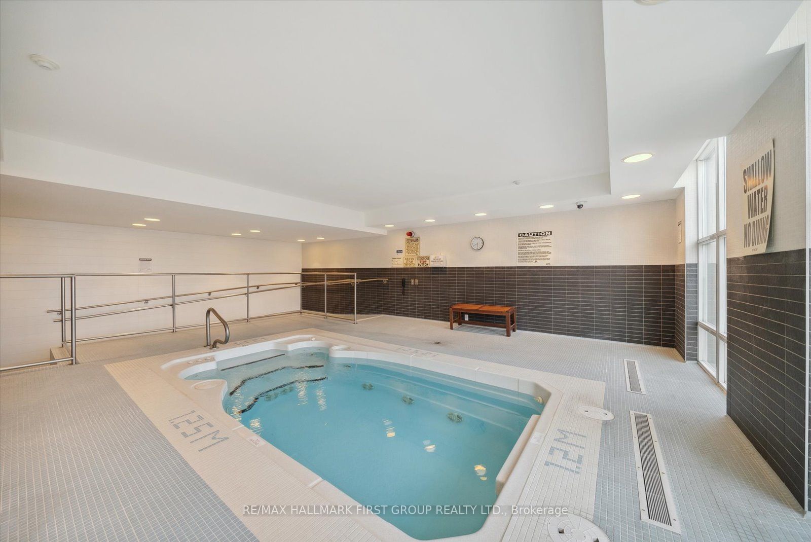 1600 Charles St, #707