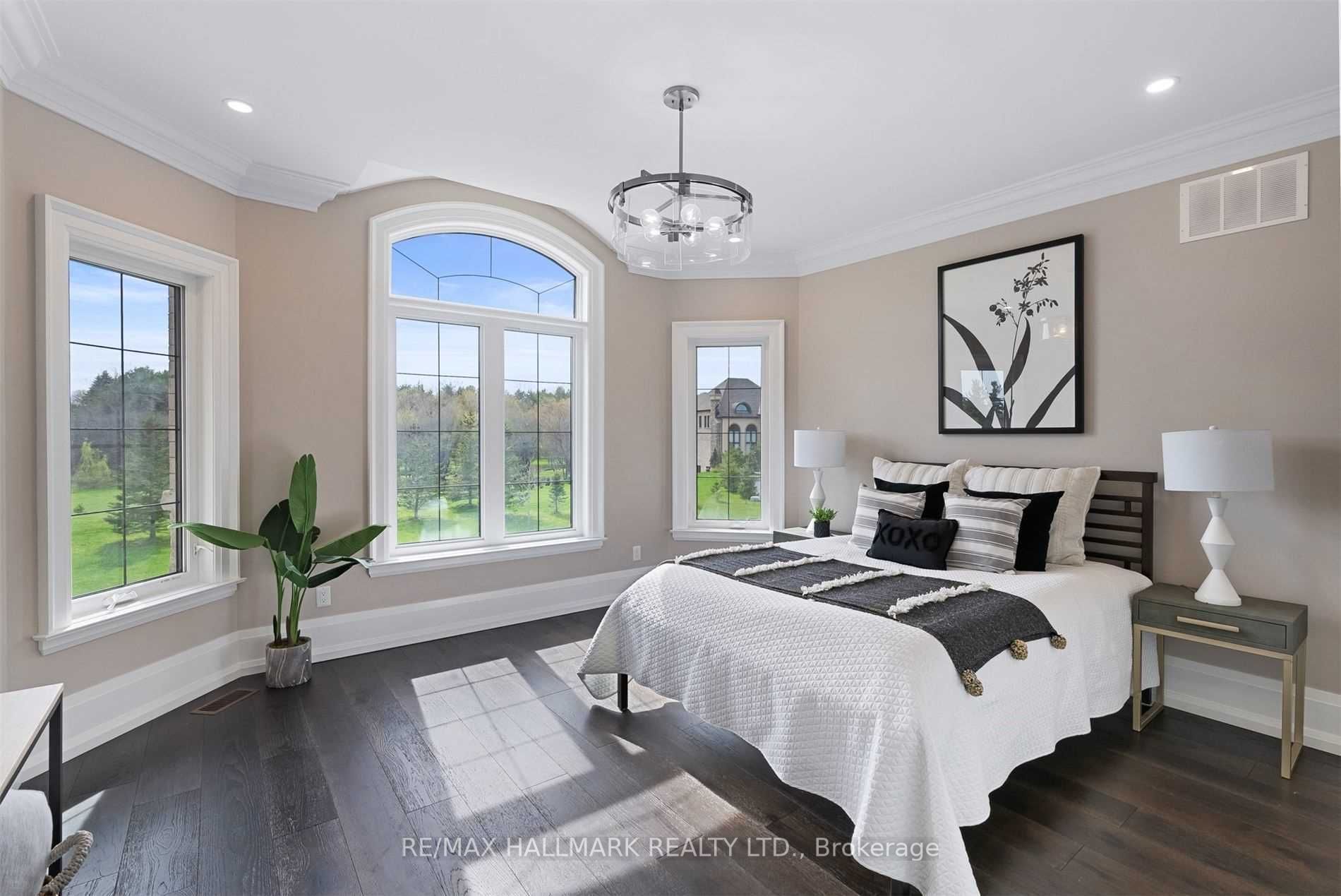15 Calistoga Dr