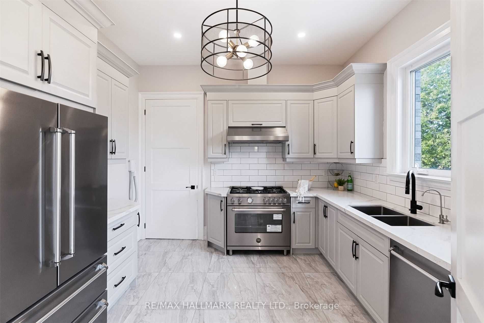 15 Calistoga Dr