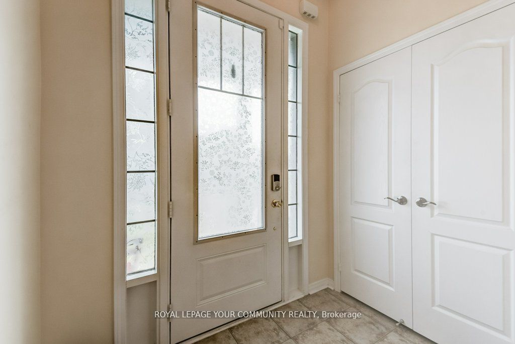 60 Milligan St