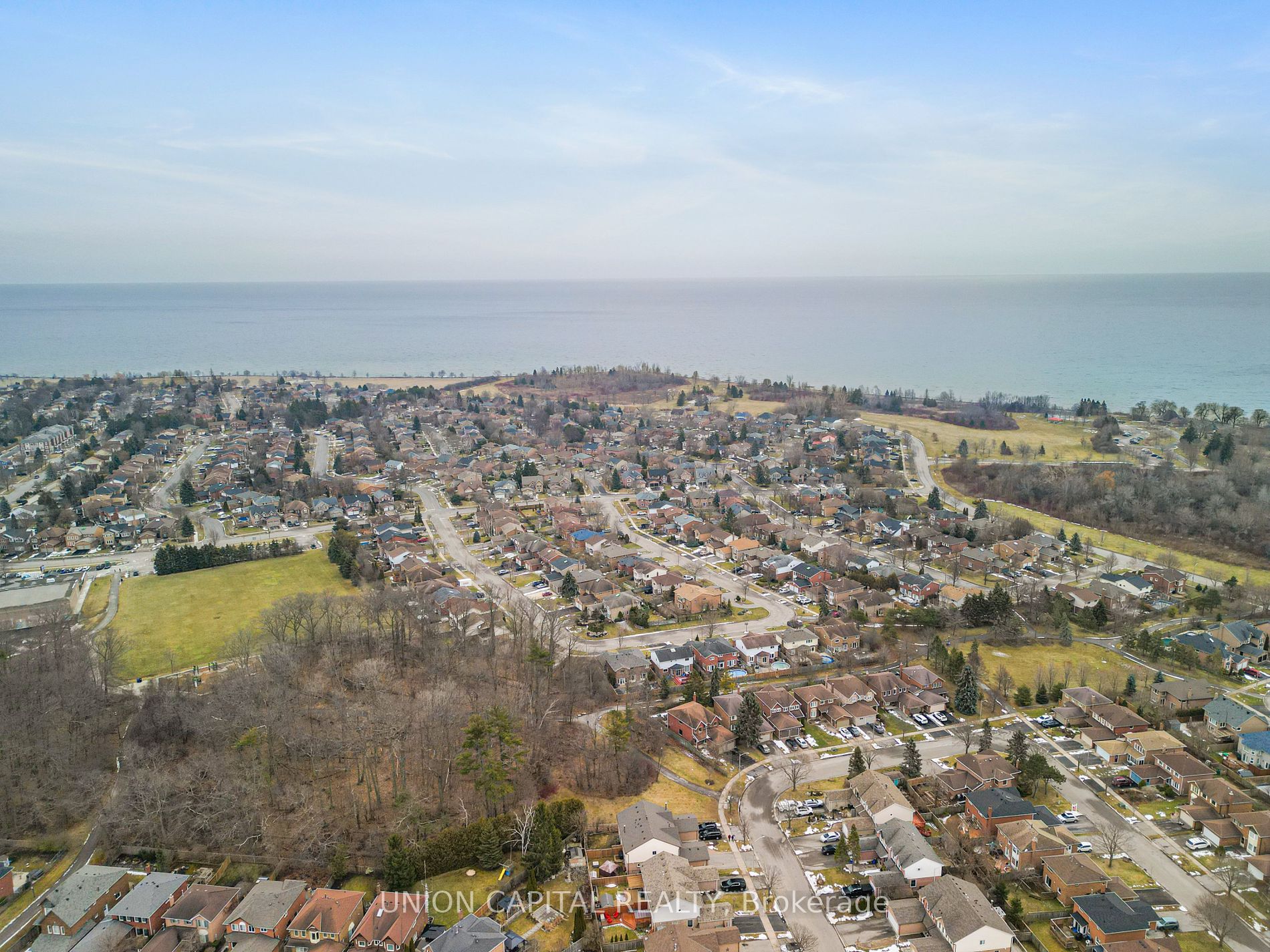 73 HUMPHREY Drive
