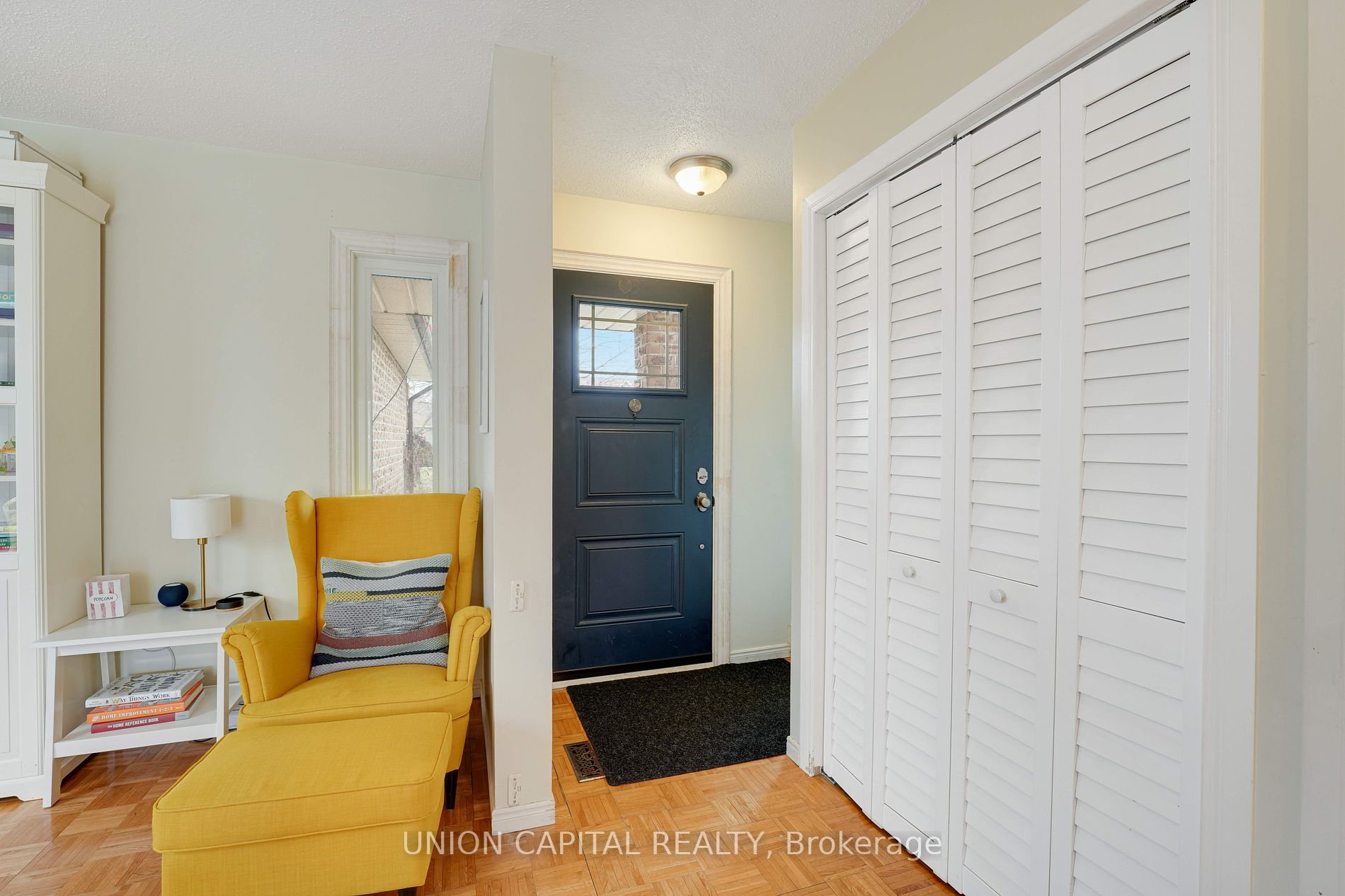 73 HUMPHREY Drive