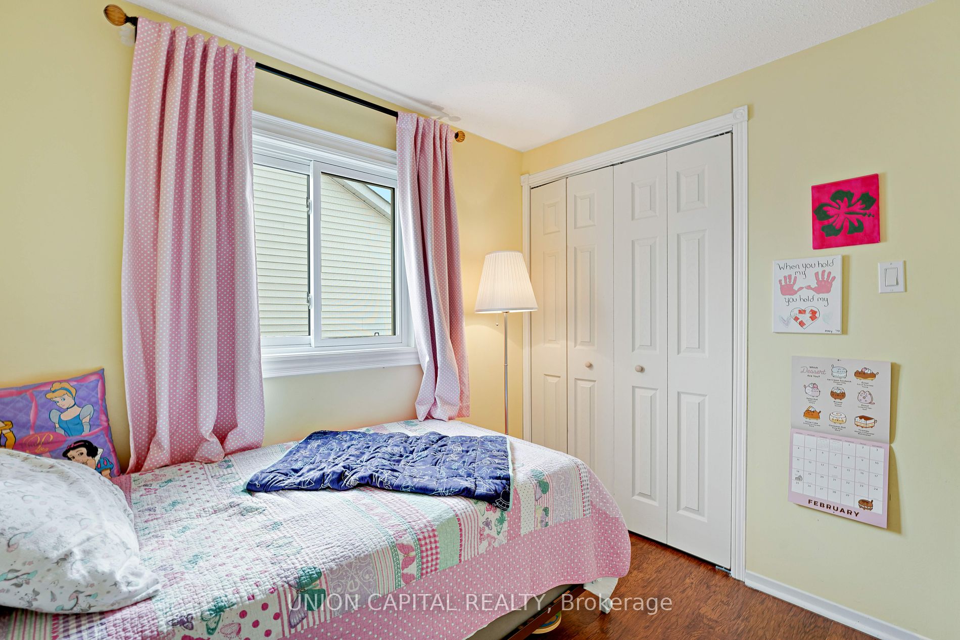 73 HUMPHREY Drive