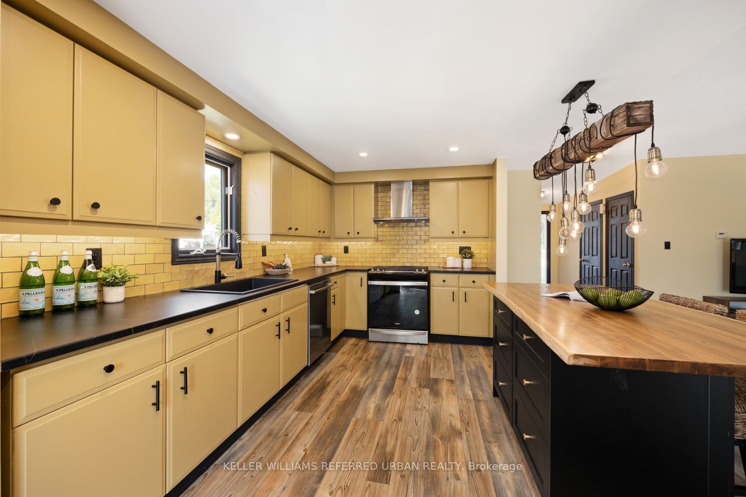 73 Wilmot Tr