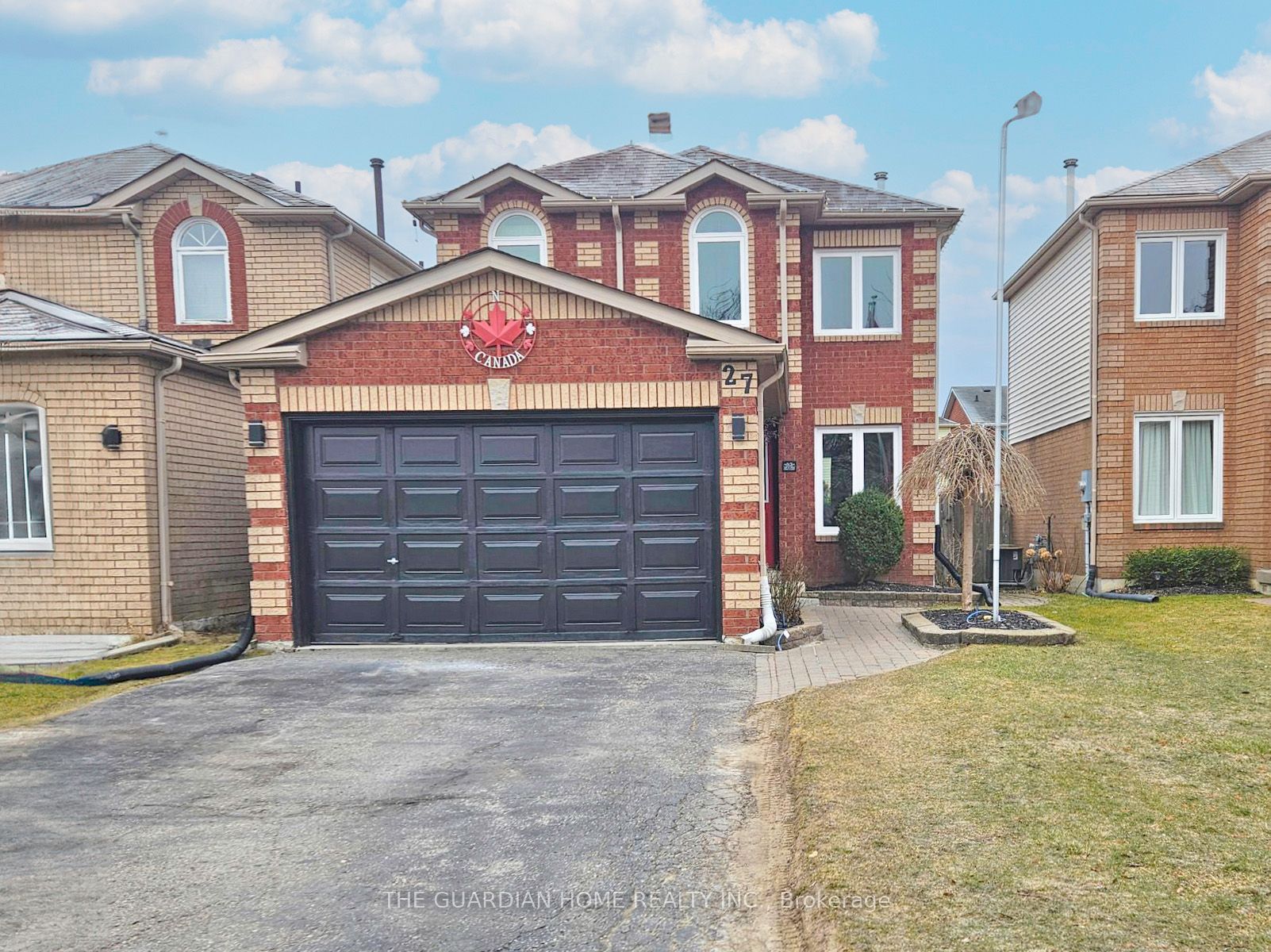 27 John Walter Cres