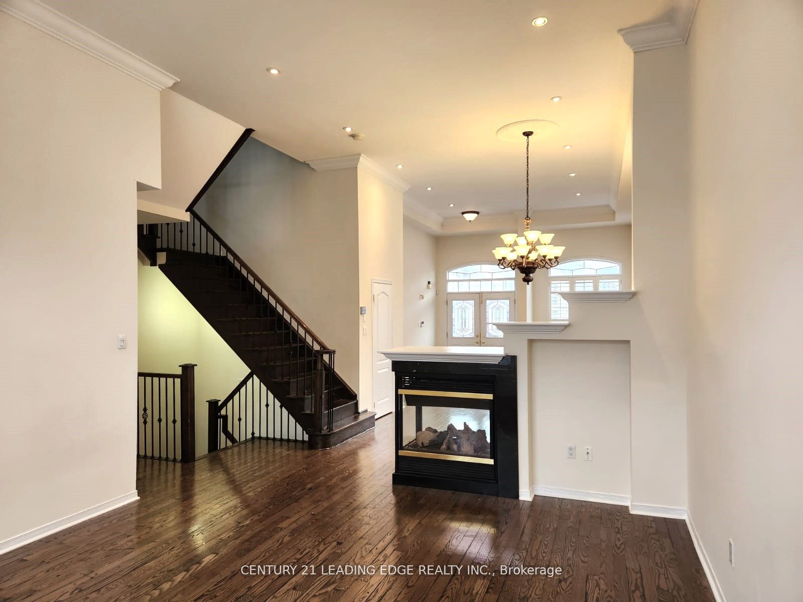 24 Carberry Cres