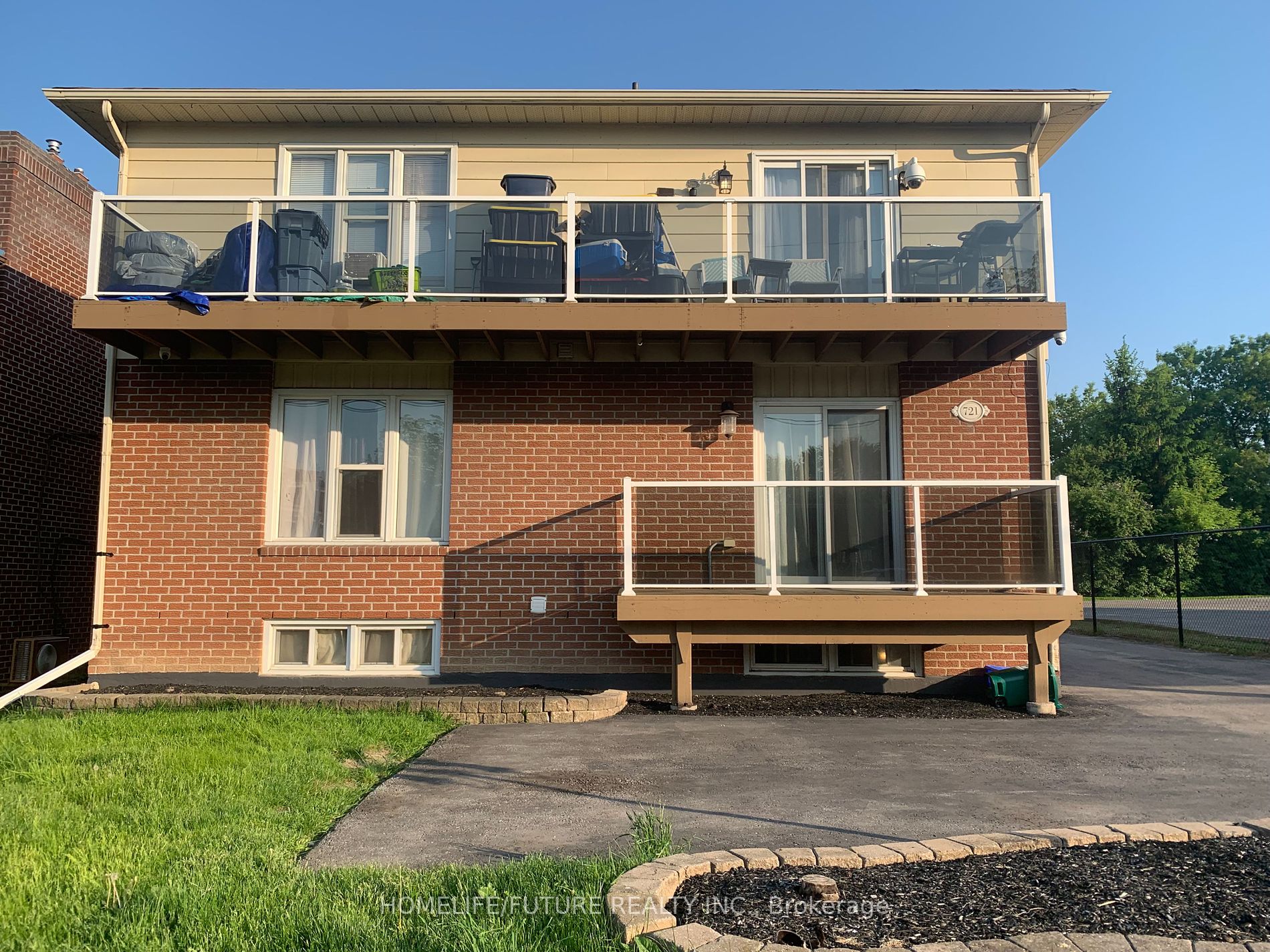721 King Street W