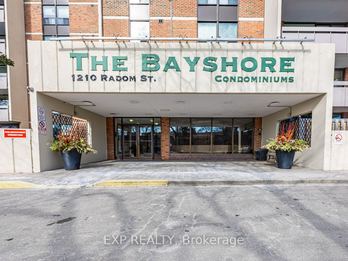 1210 Radom Street, #910
