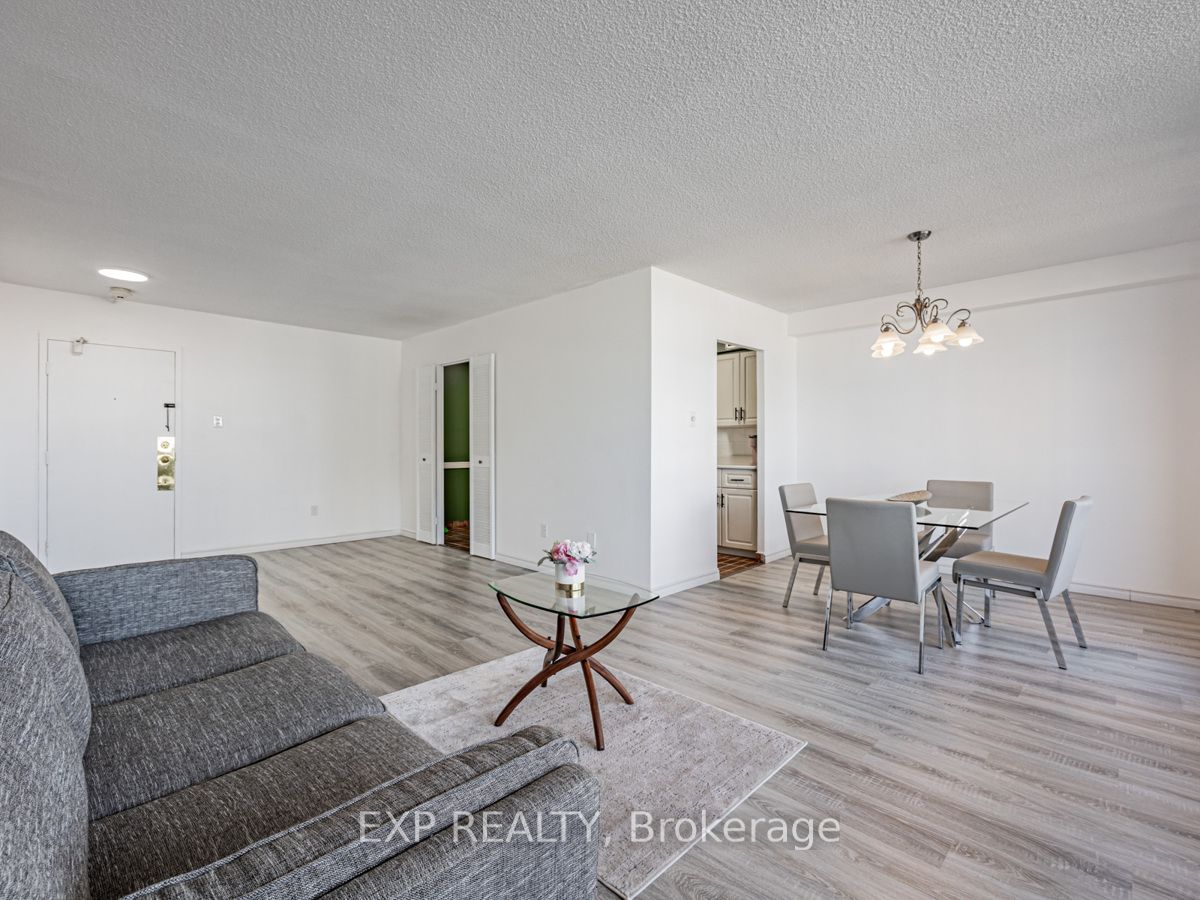 1210 Radom Street, #910