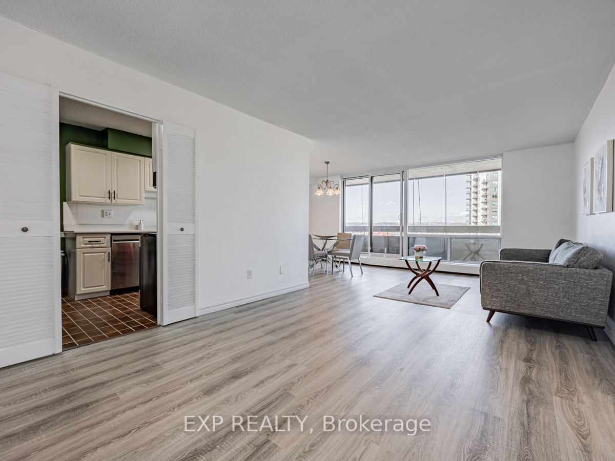 1210 Radom Street, #910