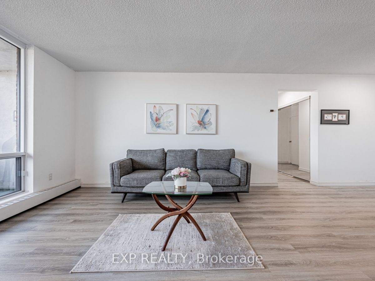 1210 Radom Street, #910