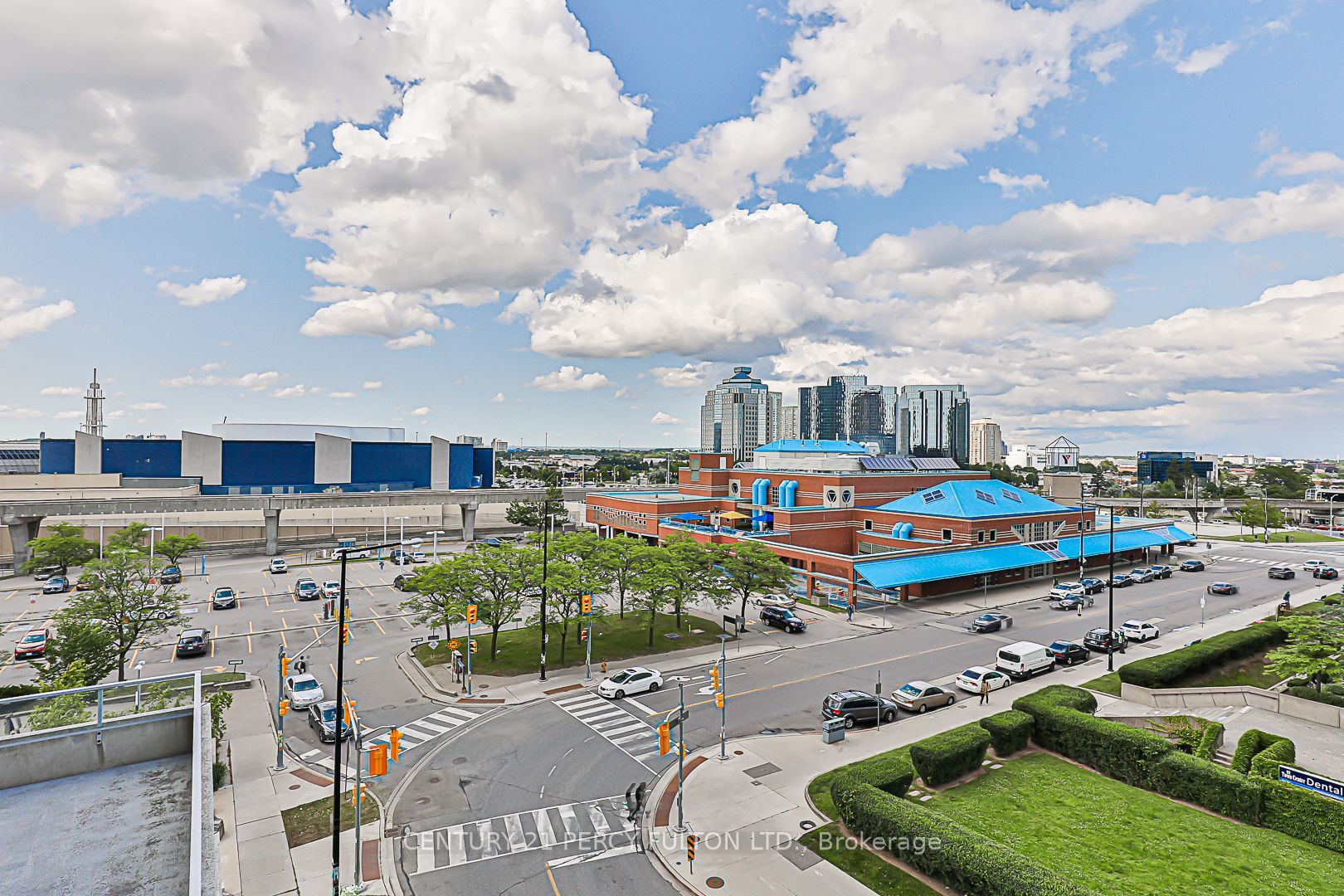 70 Town Centre Crt, #504