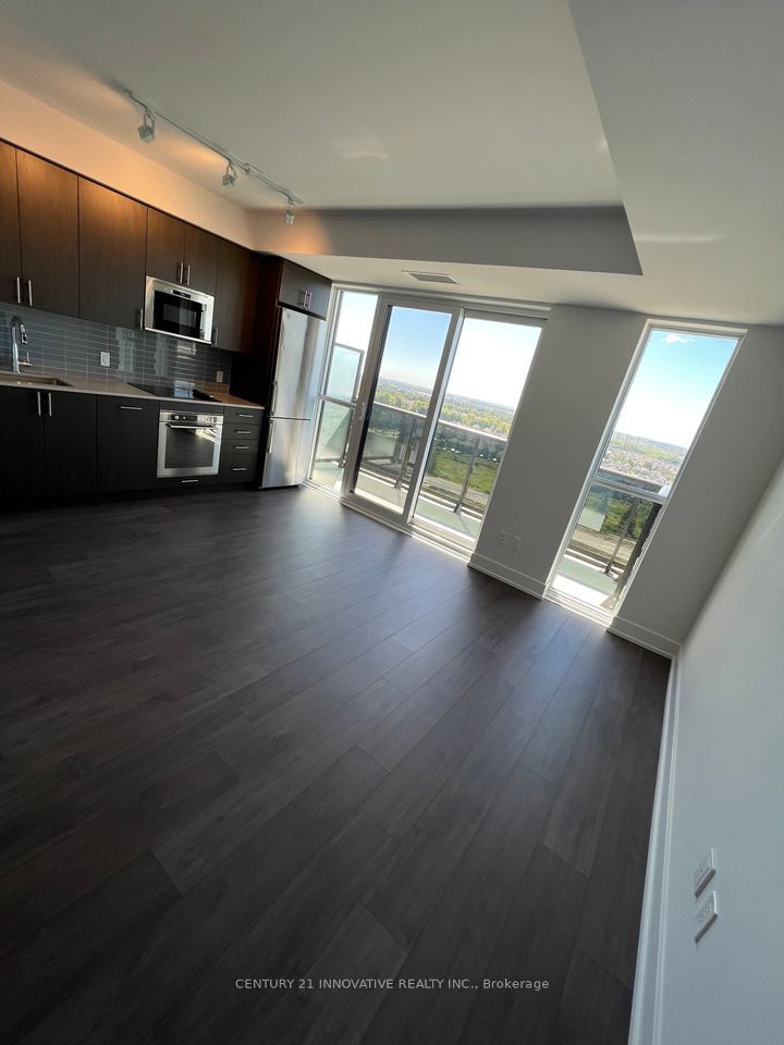 2550 Simcoe Street N, #1602