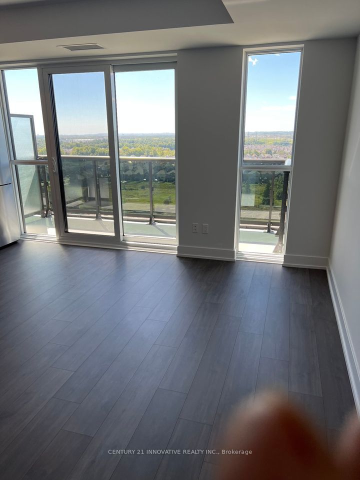 2550 Simcoe Street N, #1602