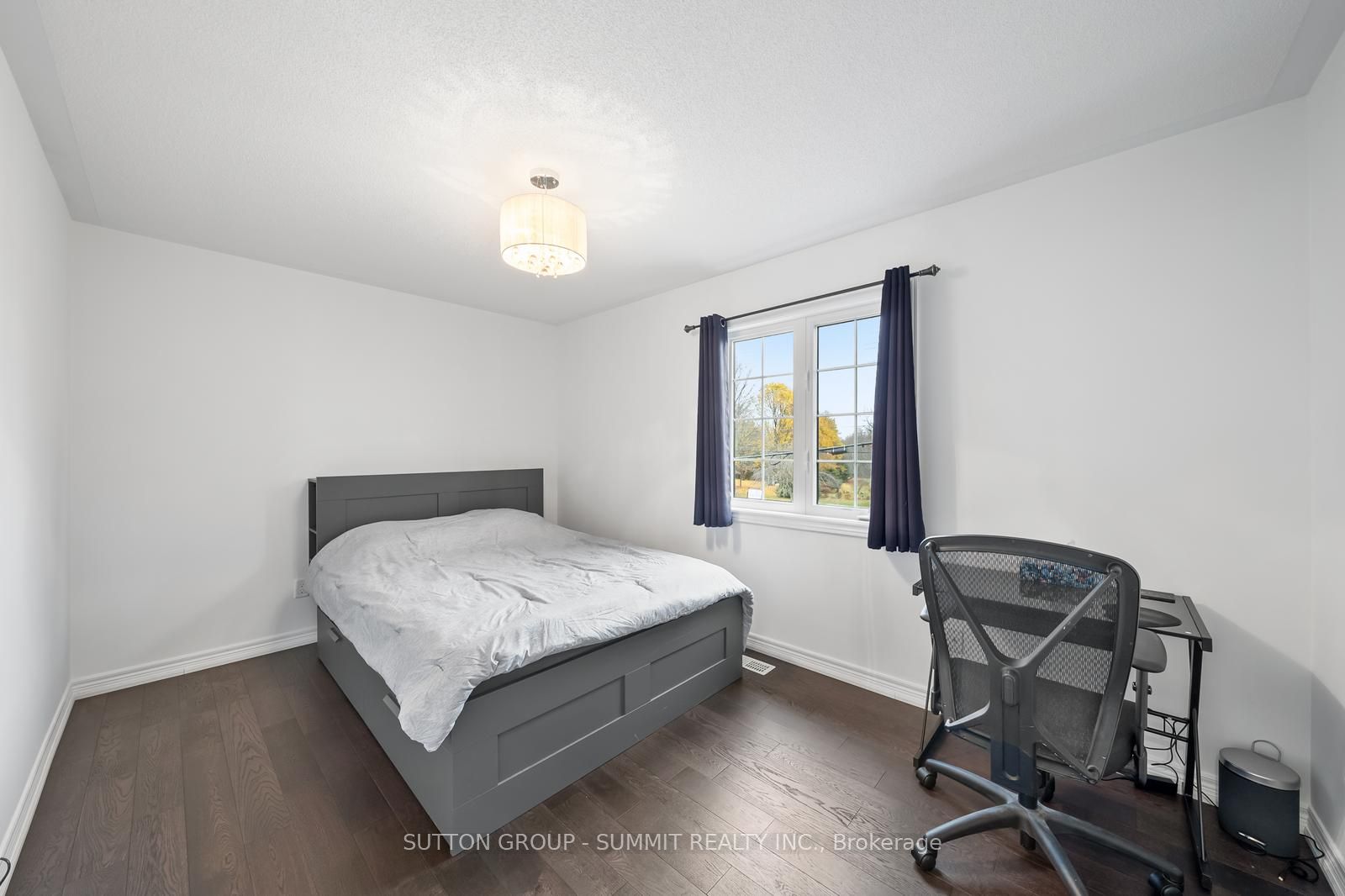 2 Westmore St