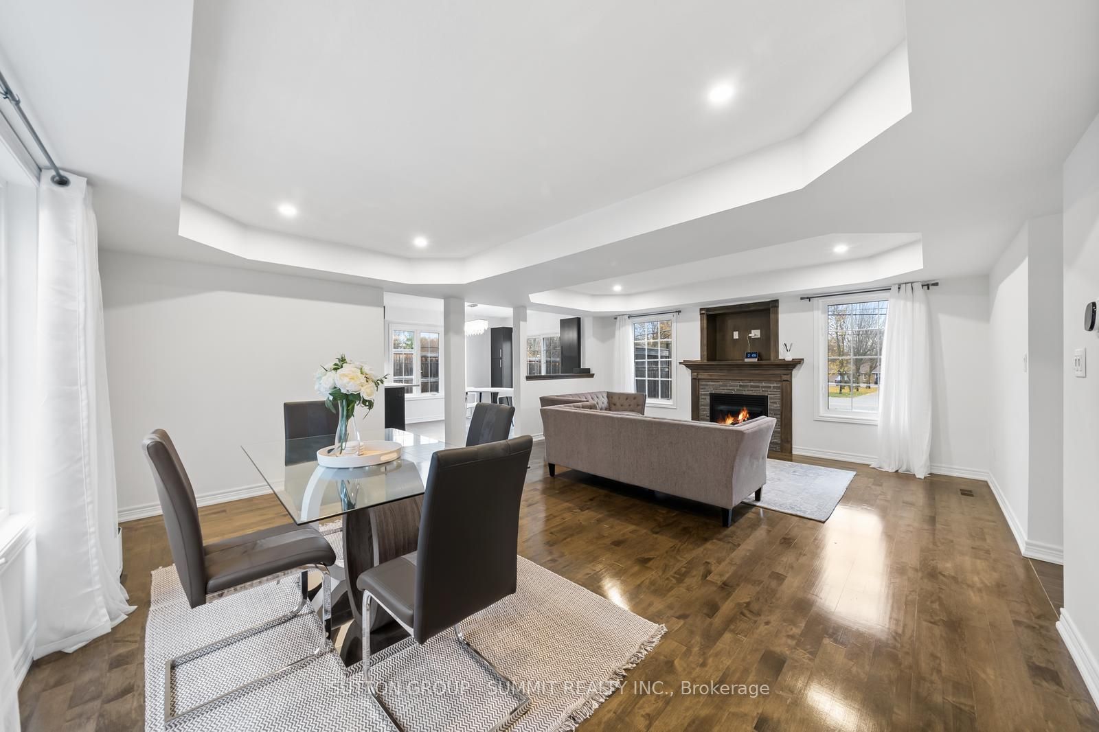 2 Westmore St