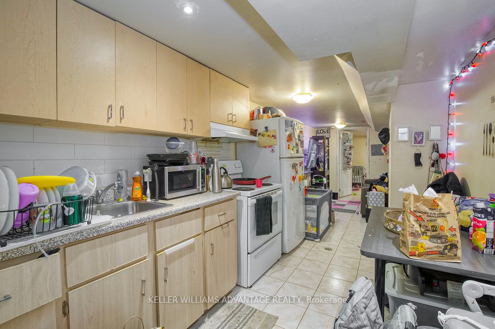 218 Broadview Avenue