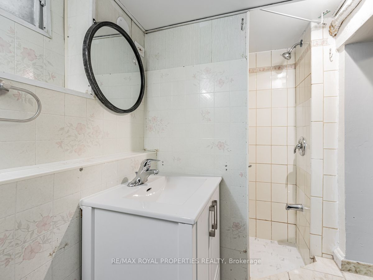 84 Doncaster Avenue