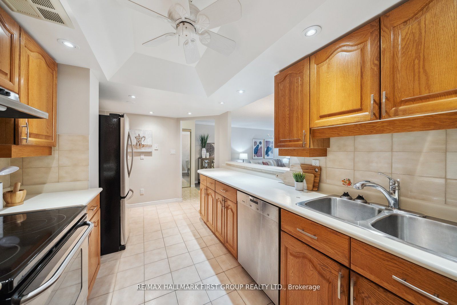 20 Guildwood Pkwy, #410