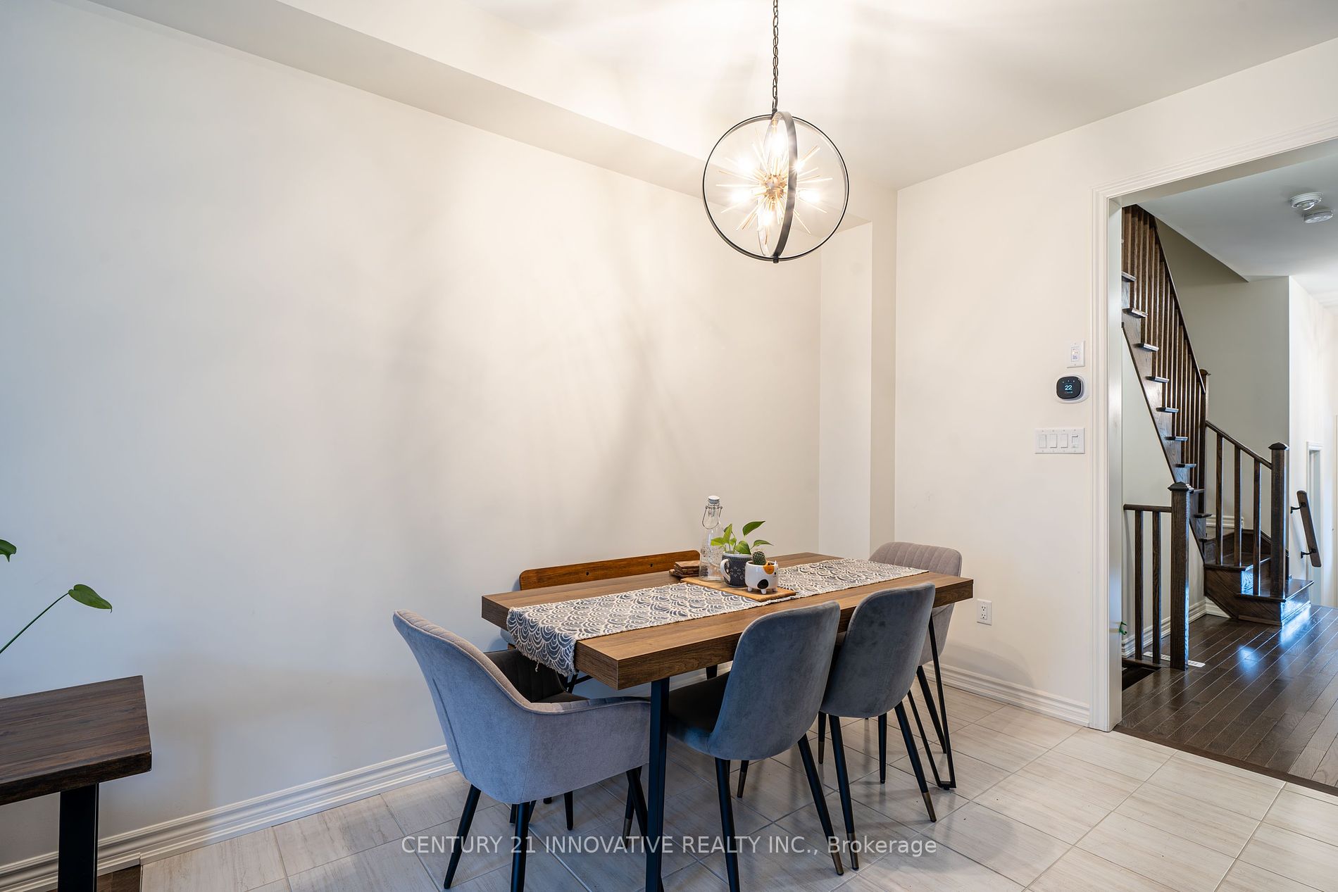 116 Ogston Cres