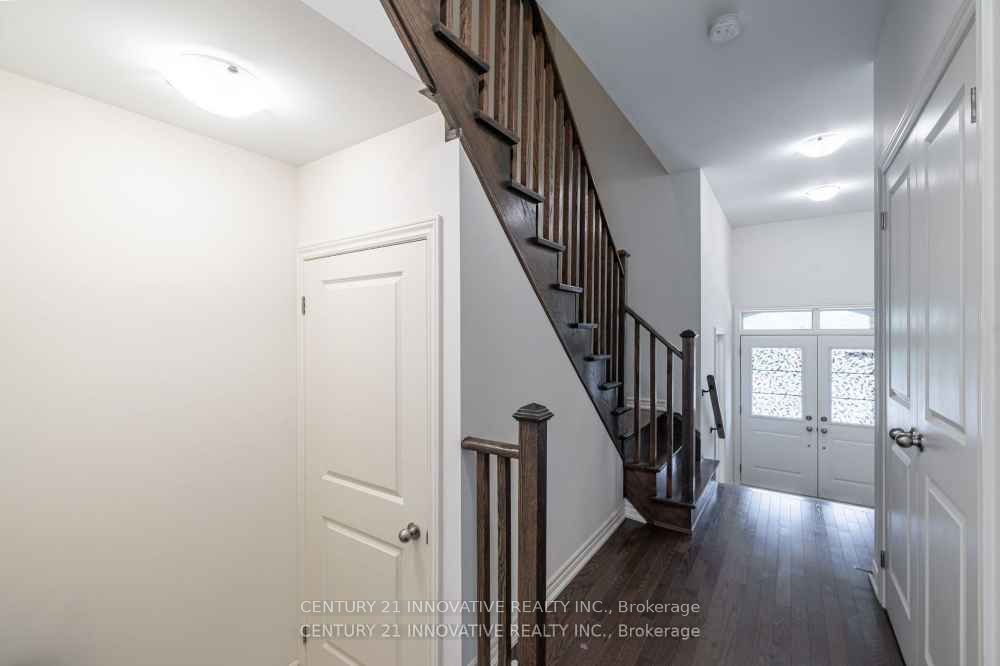 116 Ogston Cres