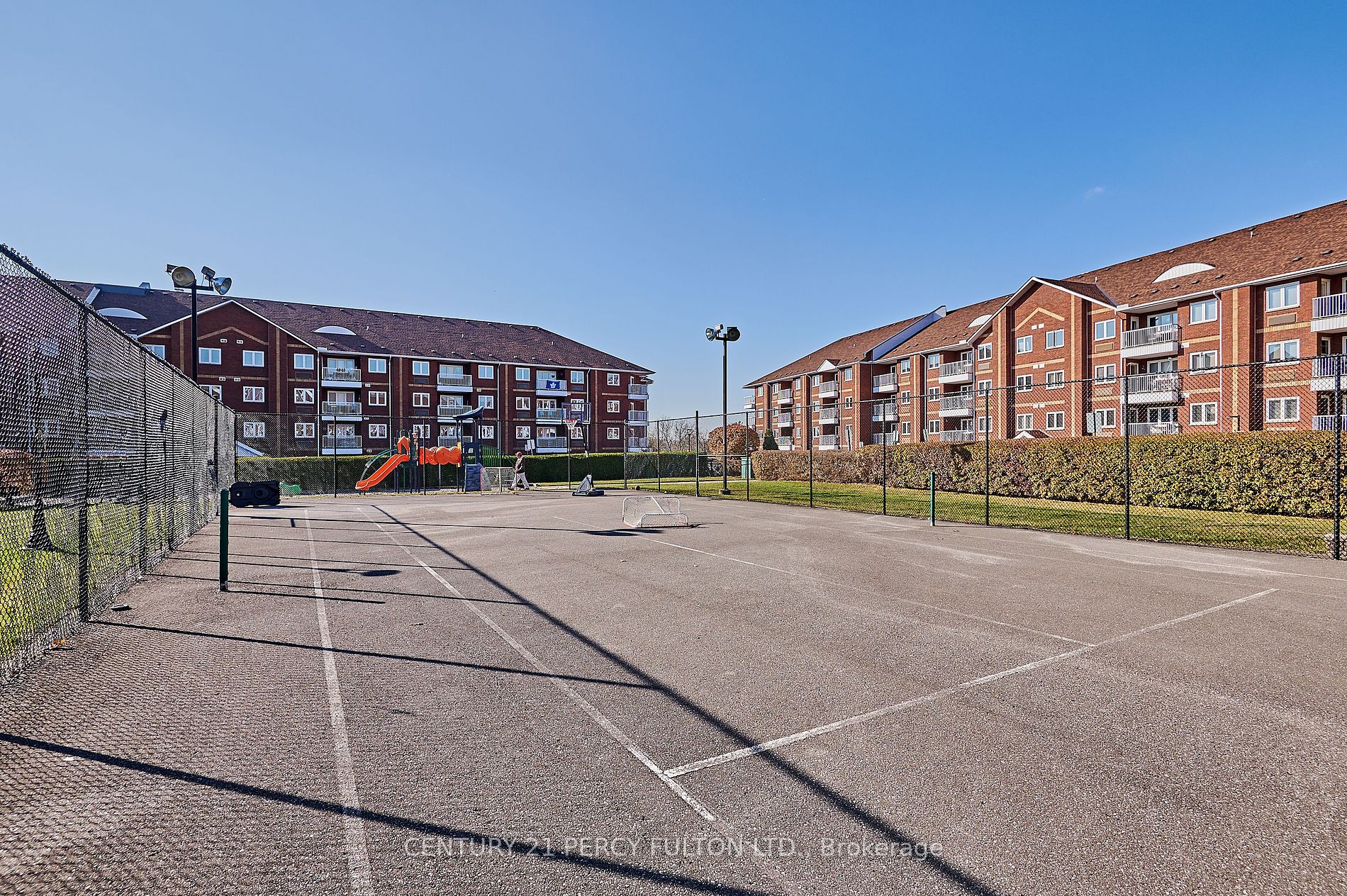 191 Lake Driveway W, #212
