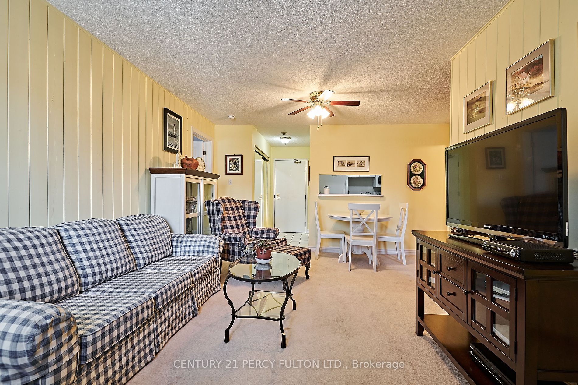 191 Lake Driveway W, #212